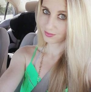 Meet your Posher, Kara